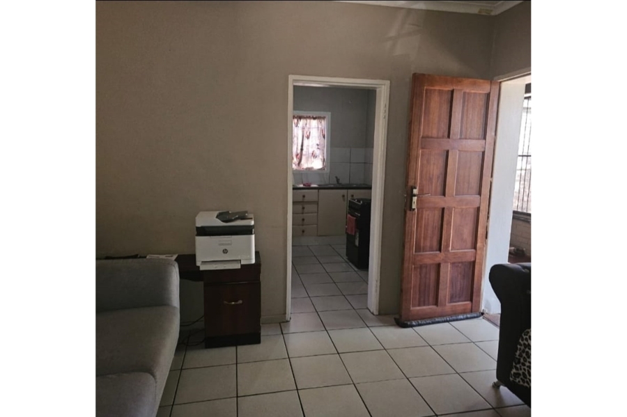 2 Bedroom Property for Sale in Floors Northern Cape